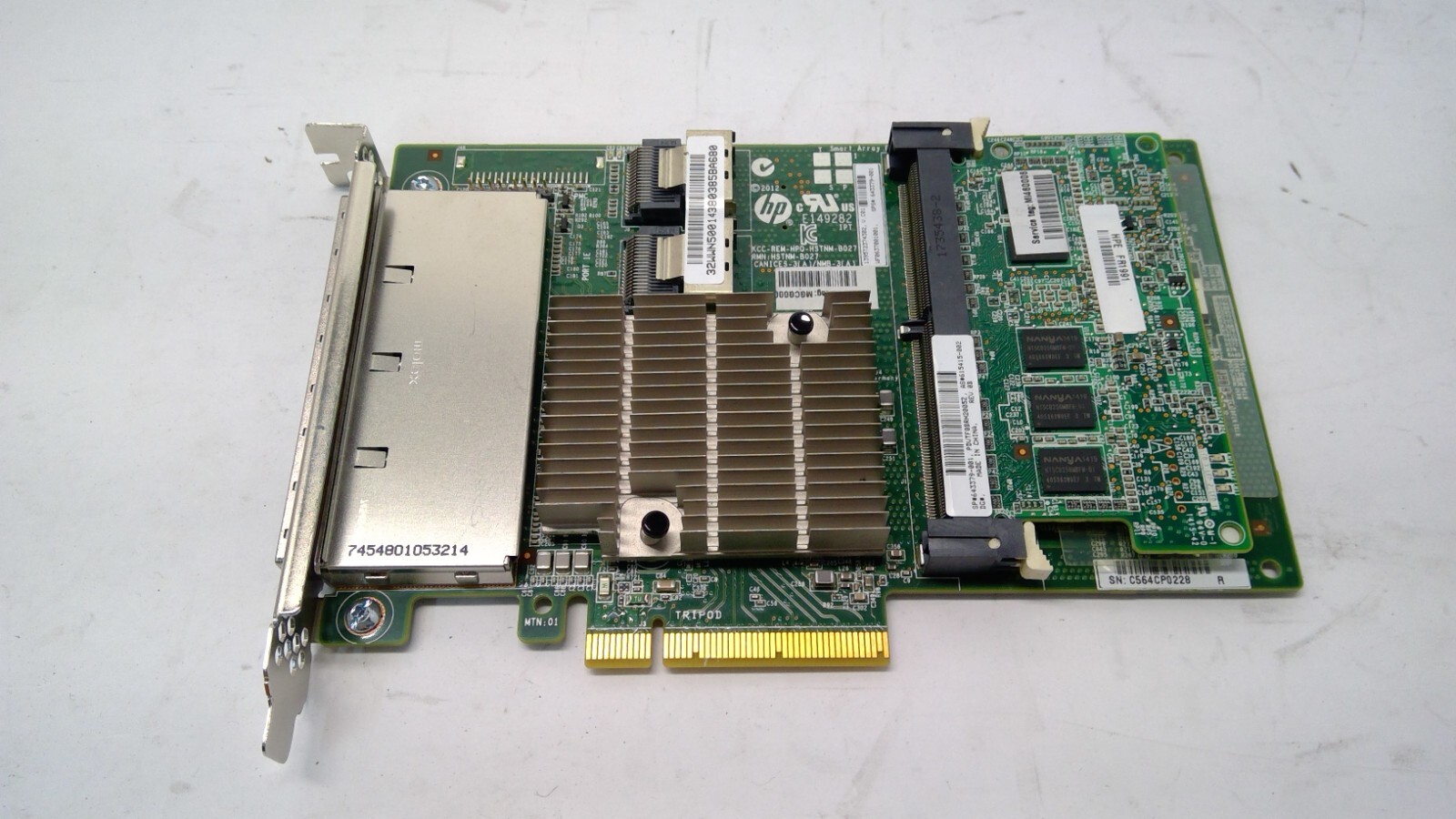 HP 643379-001 Smart Array P822 6Gb SAS PCIe Controller Card 2GB Cache NO Battery