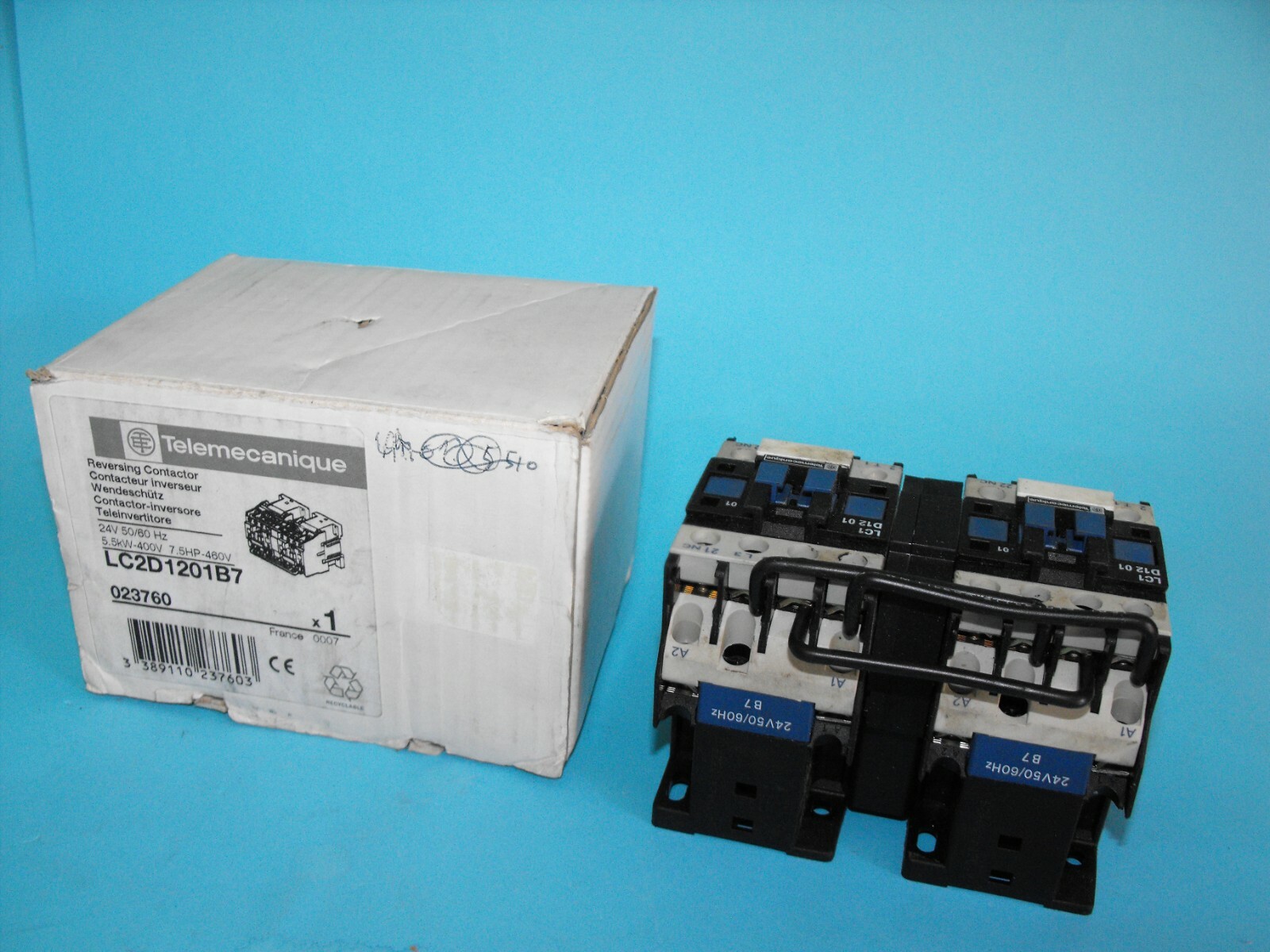 Schneider Electric.TELEMECANIQUE.LC2D1201B7.5.5KW.24V.REVERSING CONTACTOR.NEW