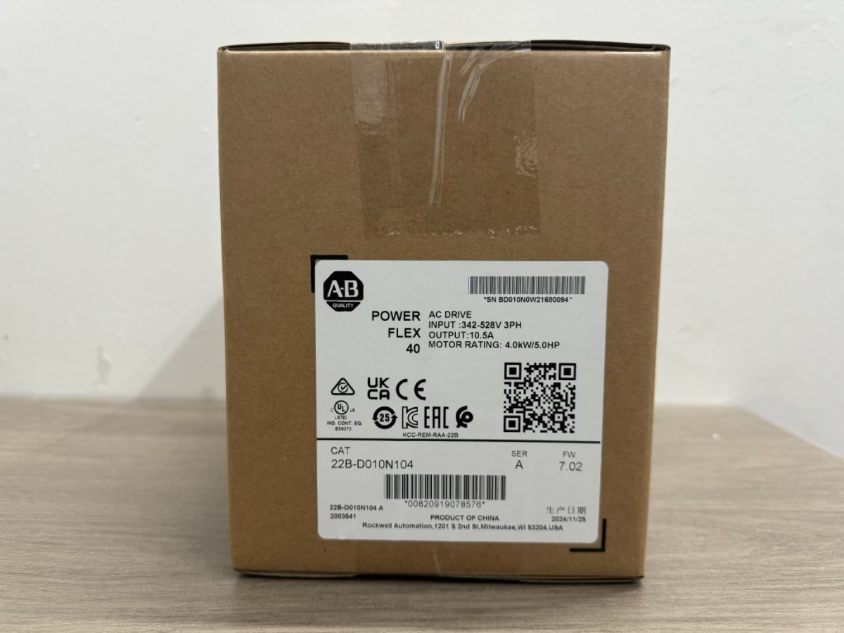 Allen Bradley Powerflex 40 22B-D010N104 AC Drive VFD 5HP 480V