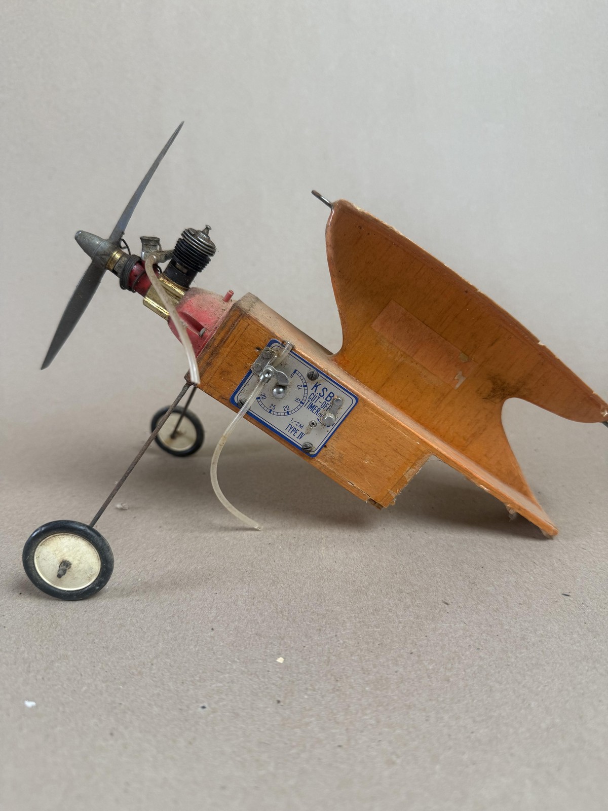 Vintage K.S.B. Gas Model Airplane Cut-Off Timer Type IV 1/2M Brown Prop Engine