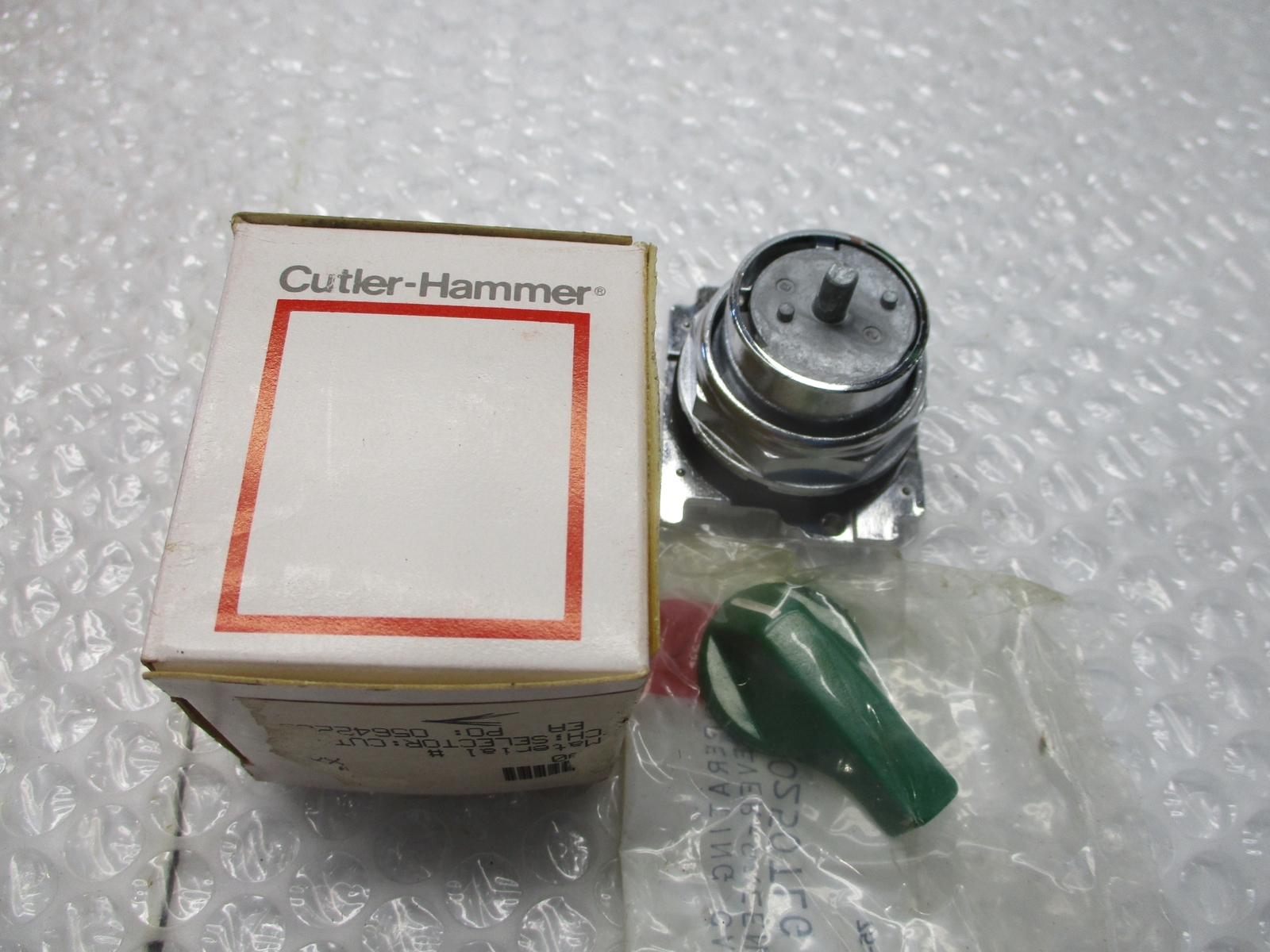 CUTLER HAMMER 10250T4067 SELECTOR SWITCH NSMP