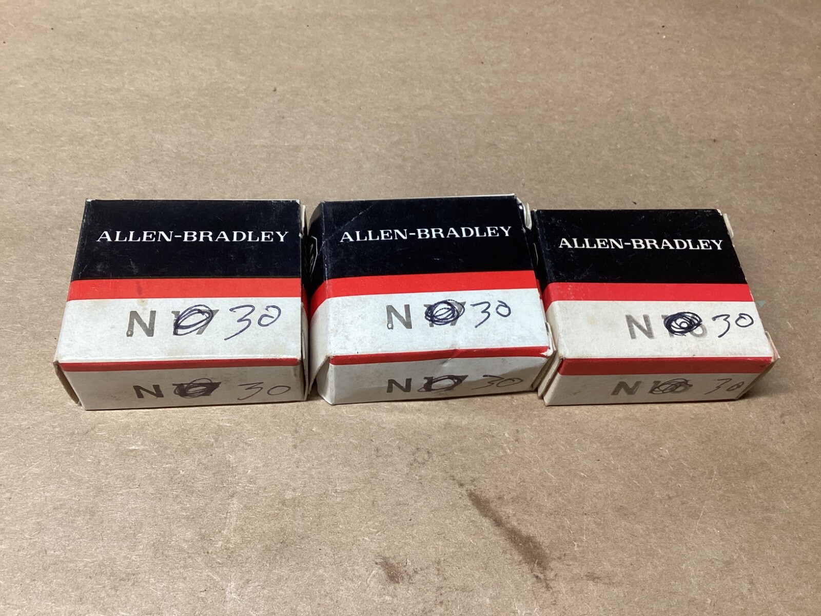 LOT OF 3 ALLEN BRADLEY N30 OVERLOAD RELAY HEATER ELEMENT #109H112*CO