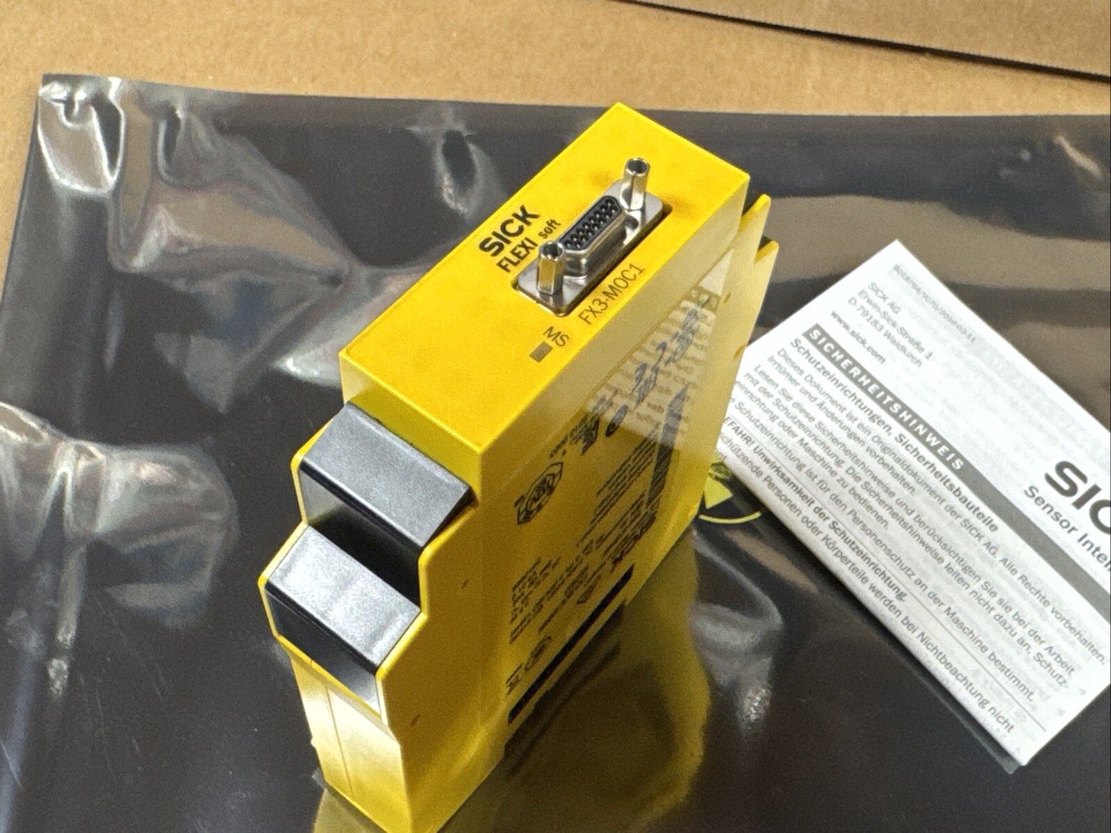 NEW Sick 1057833 FX3-MOC100000 Flexi Soft Safety Controller FX3-MOC1 FAST SHIP