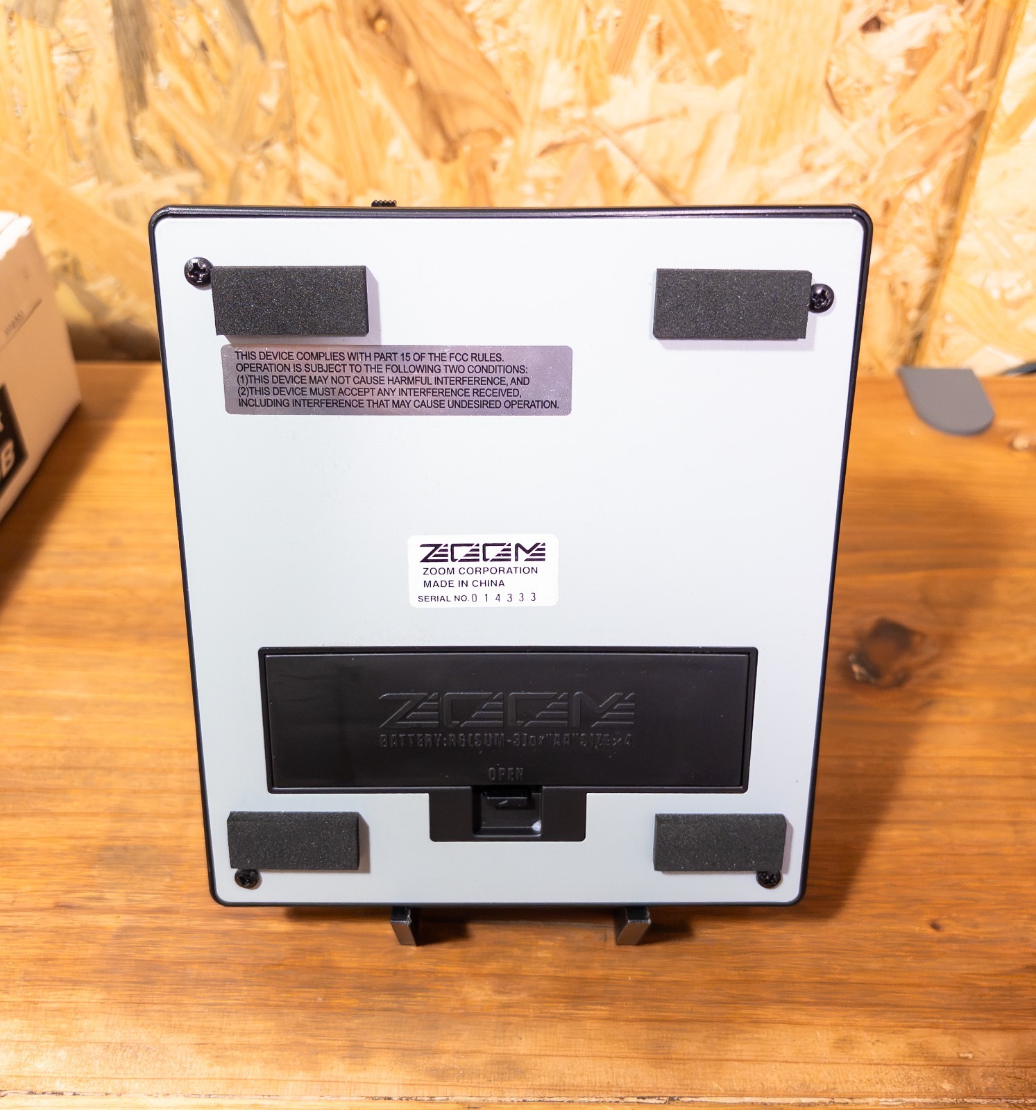 ZOOM MRT-3B Black Micro Rhythm Trak Drum Machine Tested Working w/ Box Manual
