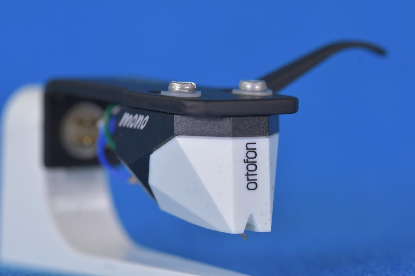 Ortofon 2M Mono Premounted Pickup Mounted on SH-4 Black Headshell