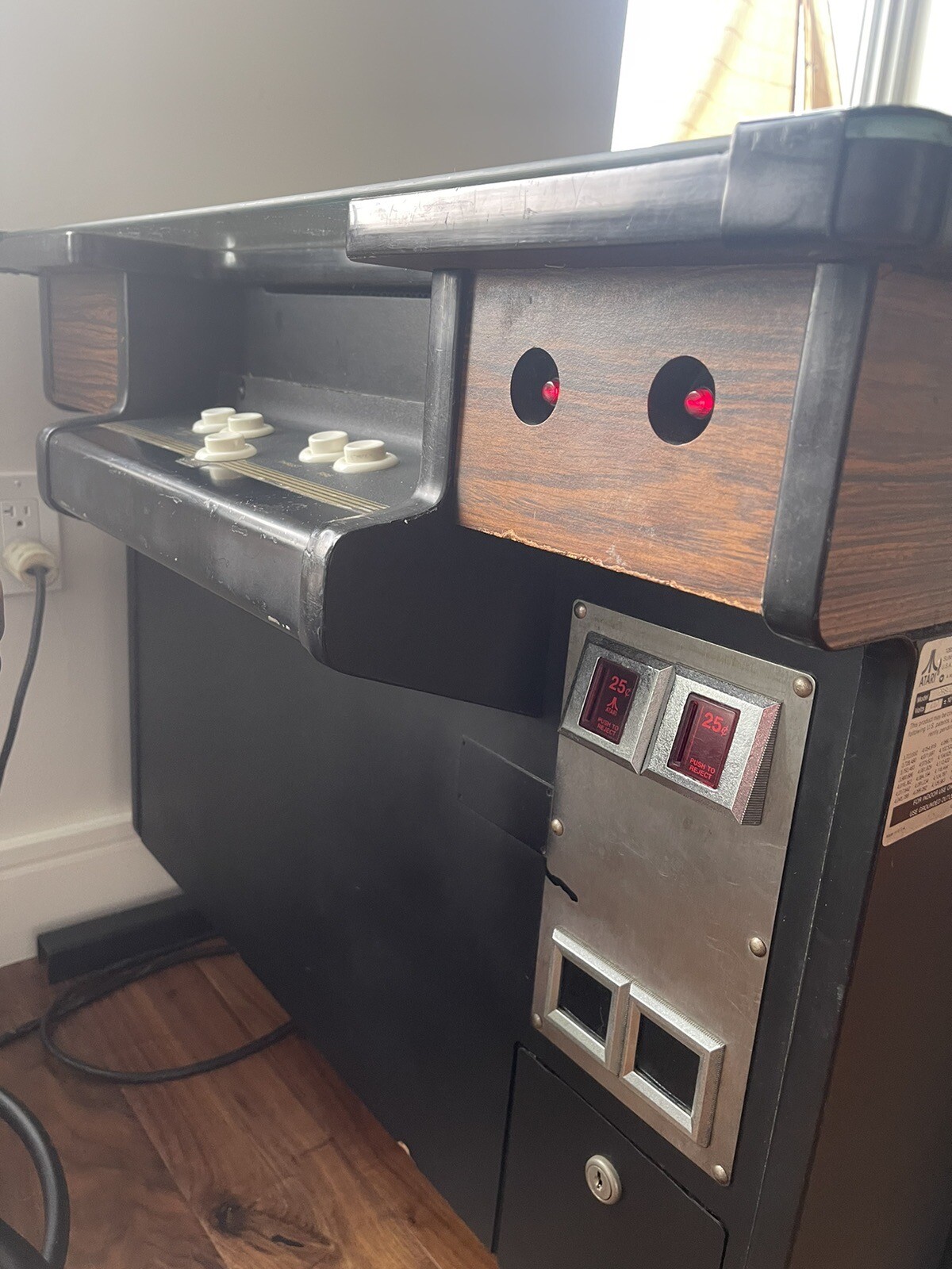ASTEROIDS DELUXE ARCADE COCKTAIL MACHINE by ATARI 1980 (Excellent Condition)