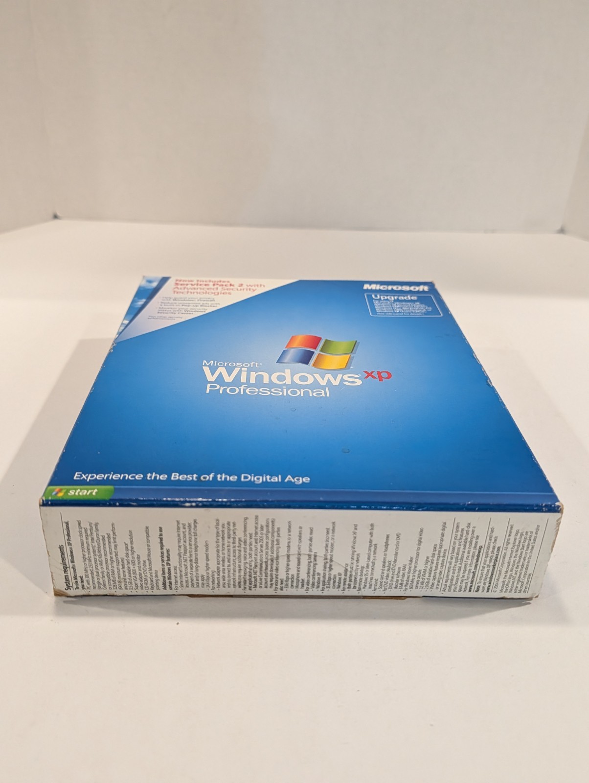 Microsoft Windows XP Professional Version 2002 Service Pack 2 Upgrade CD Big Box