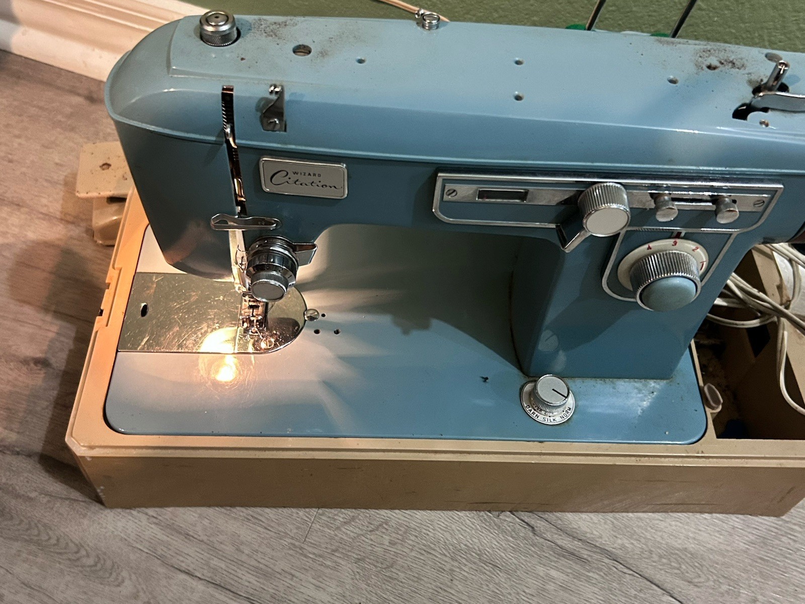 VTG Brother Wizard Citation JA-28 Sewing Machine Brother 651 Style Model C Motor