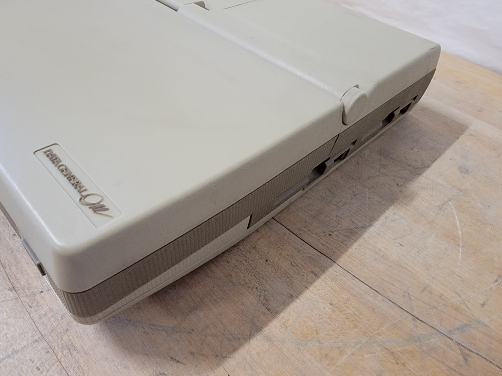 vintage 1980s Data General One Laptop Model 2227 - Untested, No Charger