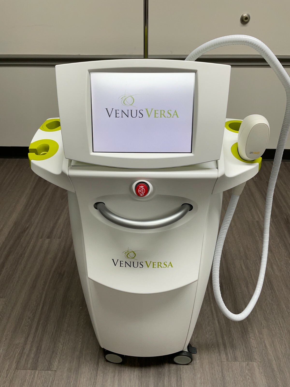 2016 Venus Concept Versa- VERY LOW USE
