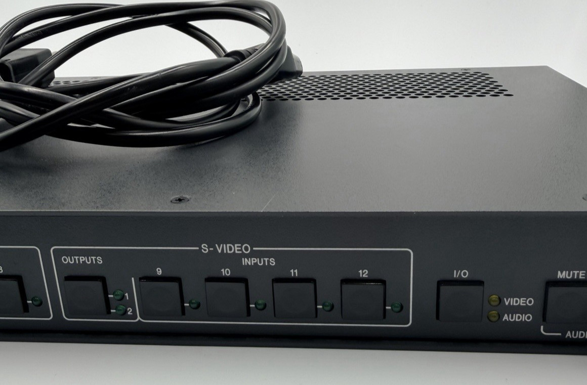 Extron MPX 423 A Media Presentation Matrix Switcher with Power Cable