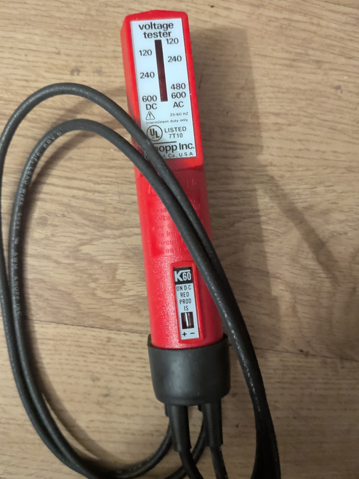 KNOPP K60 VOLTAGE TESTER 120-600V AC DC Made in USA  Used 3xs