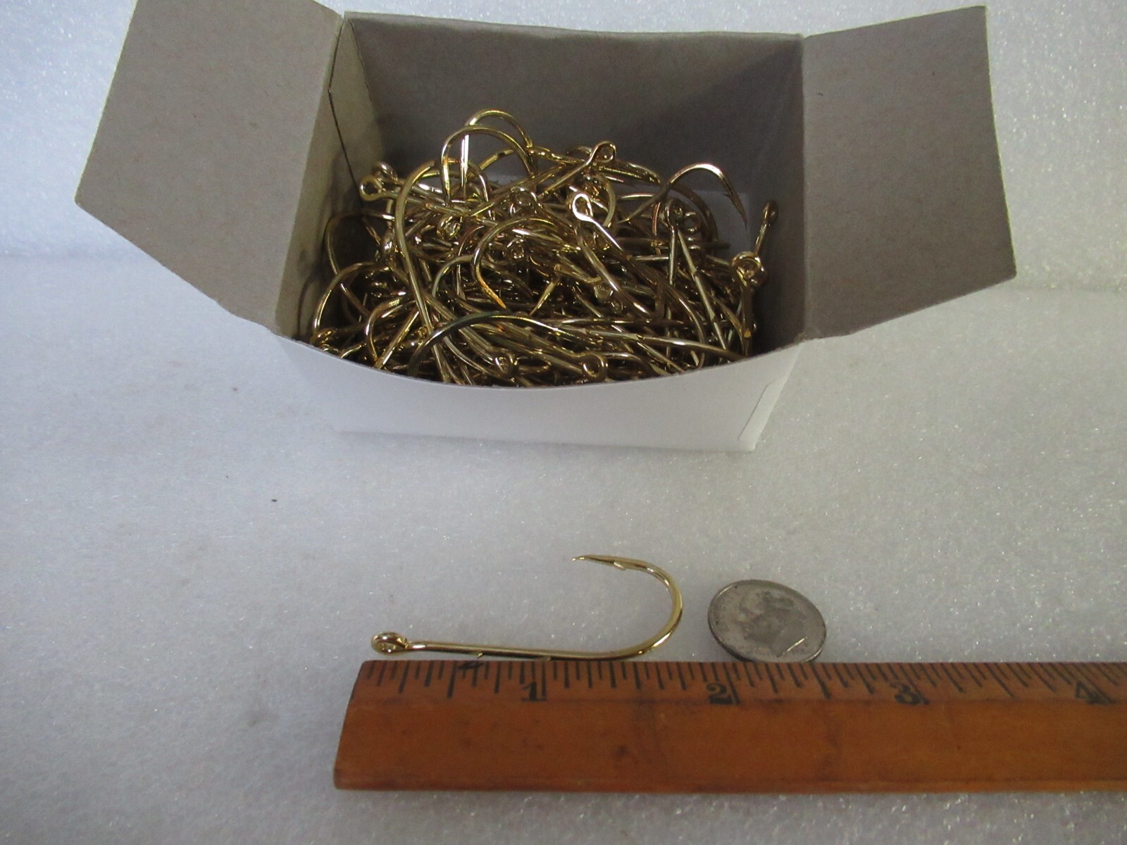 100 GOLD BAITHOLDER HOOKS PORGY SEA BASS TROUT PANFISH BAIT FISHING PICK HOOK SZ
