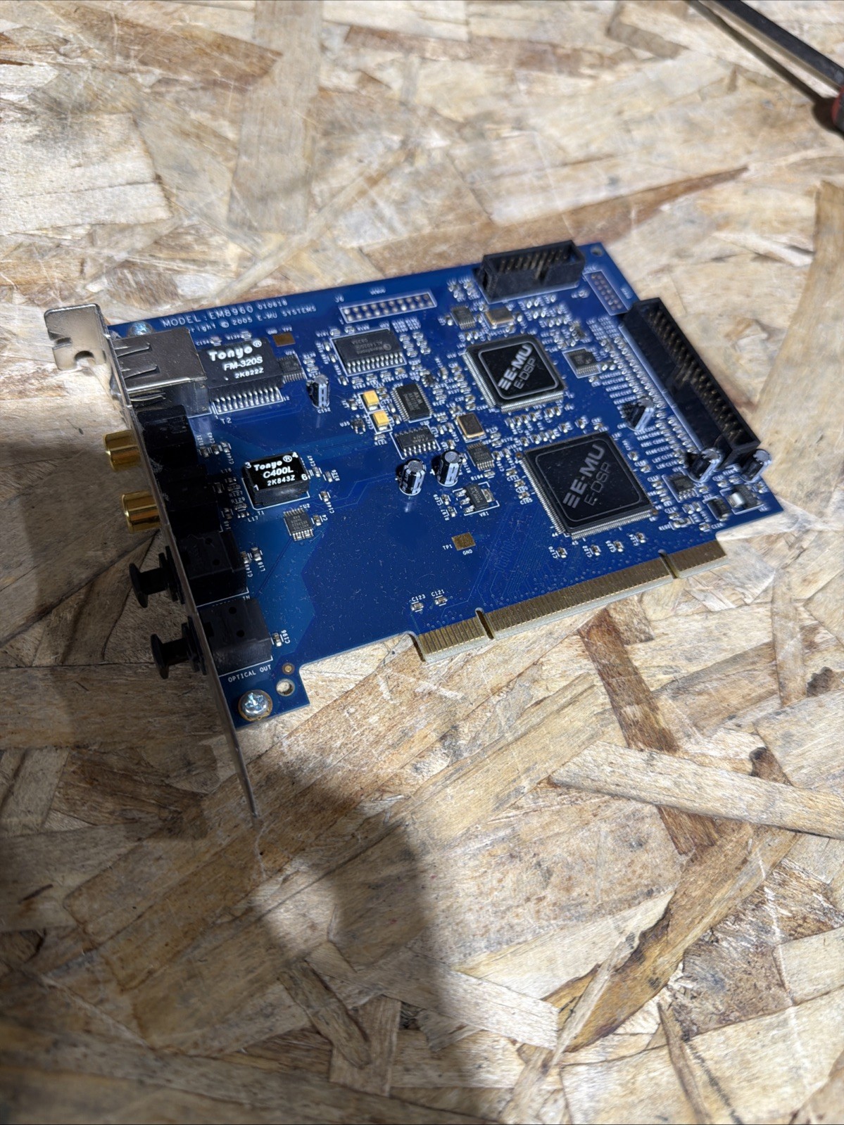 E-MU emu1616M EM8960  DAC Fiber Coaxial Digital Professional Sound  Car   #S-4
