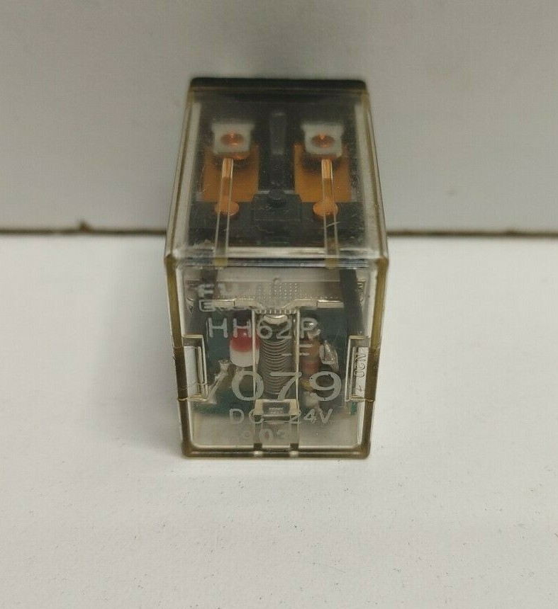 NEW OLD STOCK! FUJI 24V DPDT RELAY HH62P-FL/079DC24V