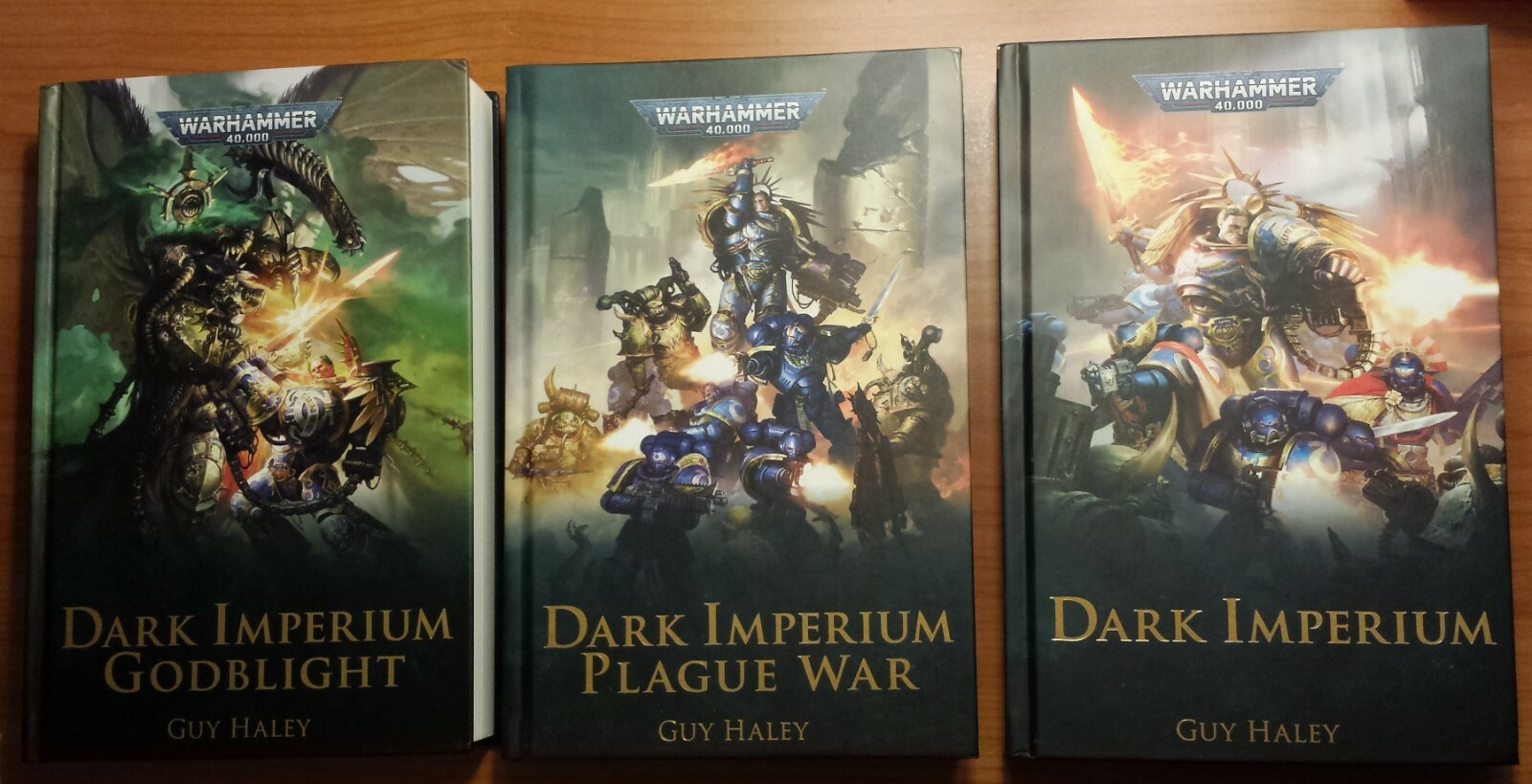 Dark Imperium - Plague War - Godblight warhammer space marine (book 1 damage)
