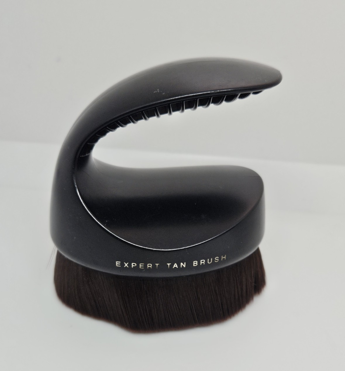 bareMinerals Expert Tan Brush