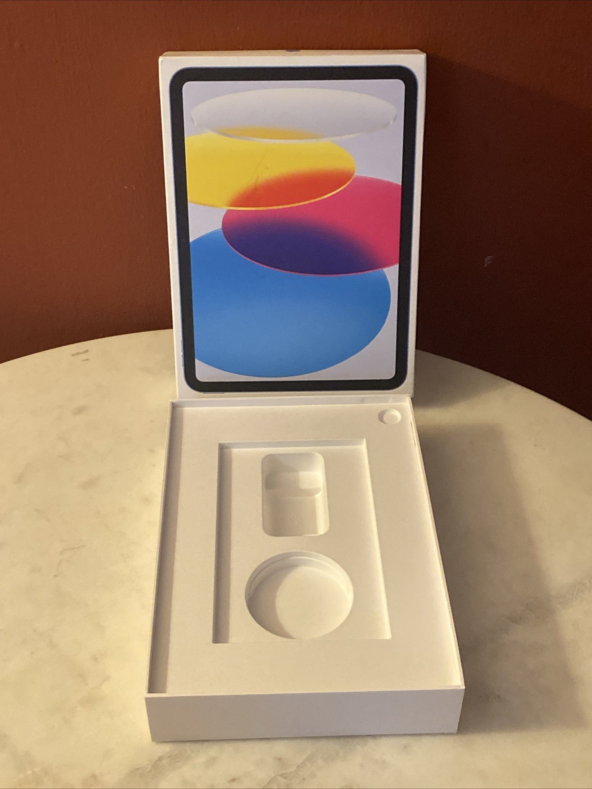 iPad 11th generation Silver 128 GB A3354 (A16) Wifi 2025 Model Empty Box Only