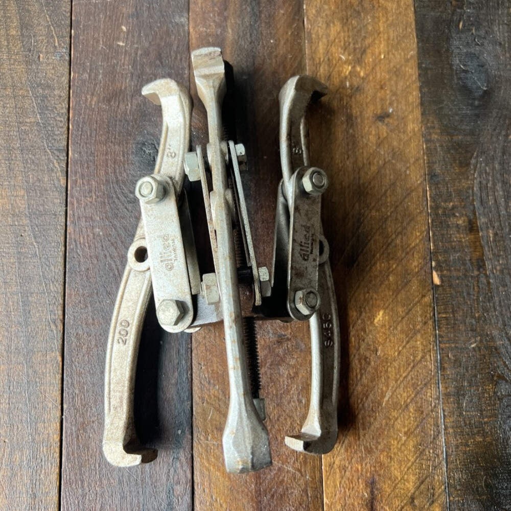 Allied 8 Inch 3 Jaw Puller 200