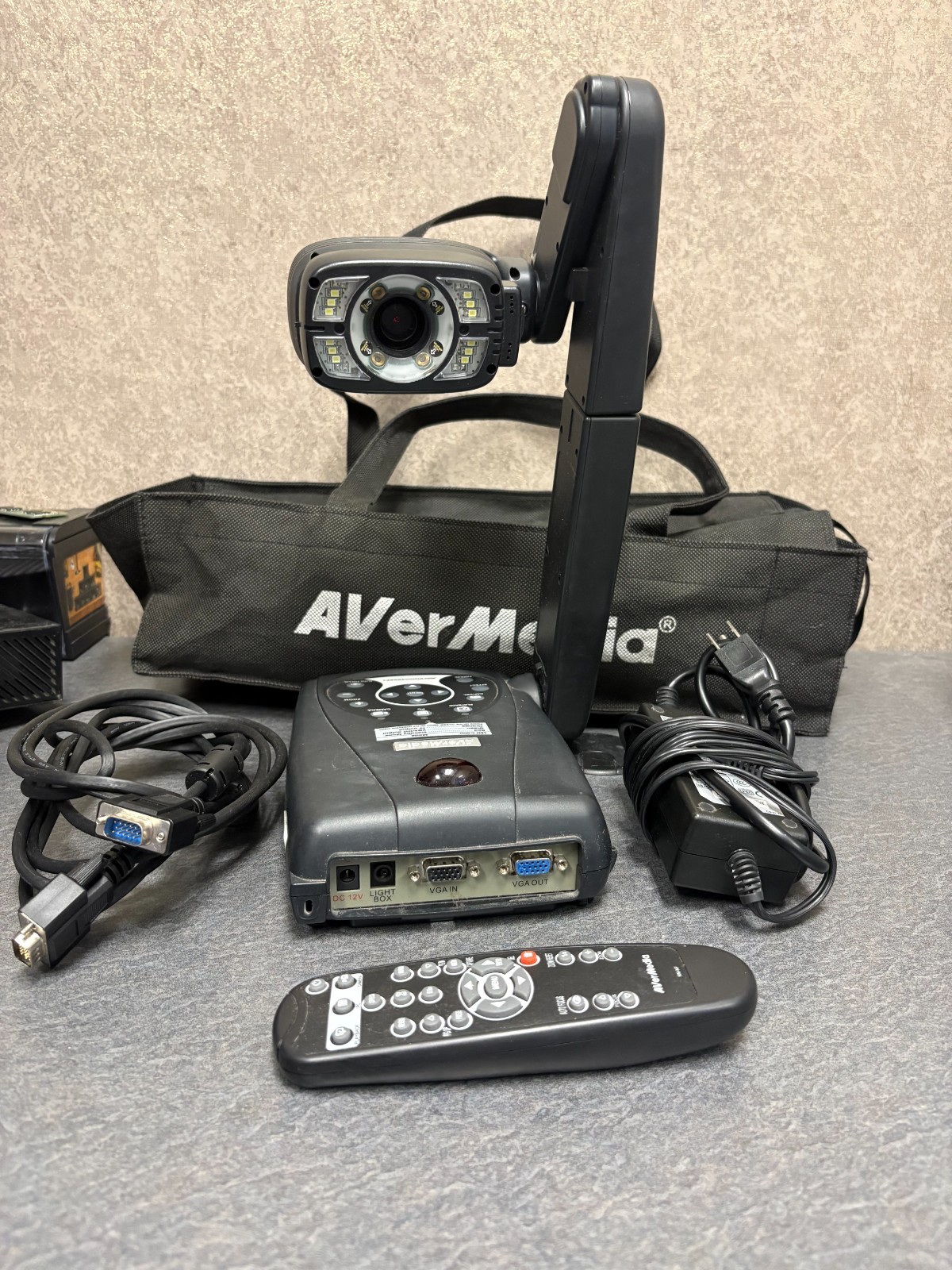 AVerMedia AVerVision 300AF+ Digital Document Camera Projector
