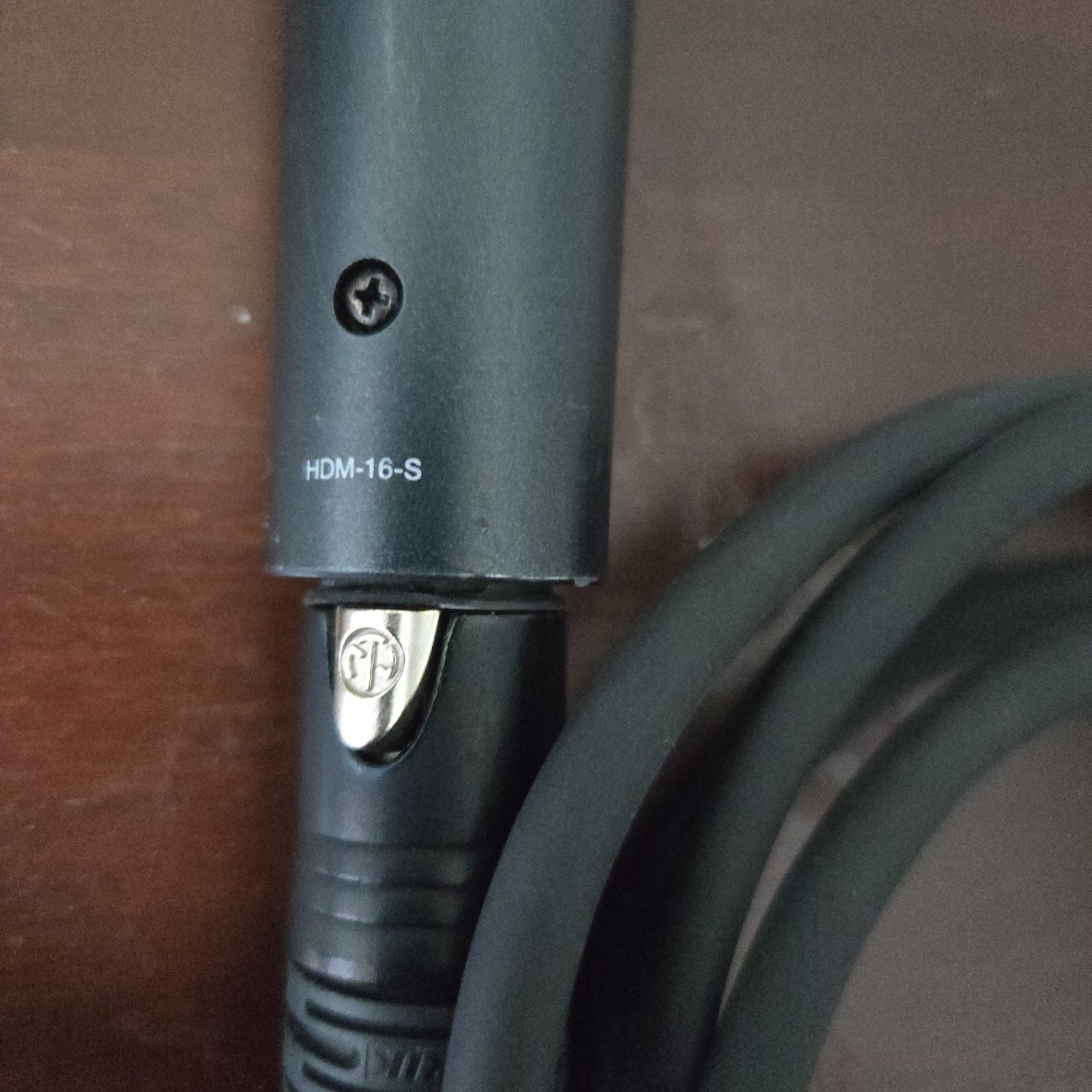 Polsen HDM-16-S Handheld Dynamic Performance Microphone w Live Wire Prem Cord