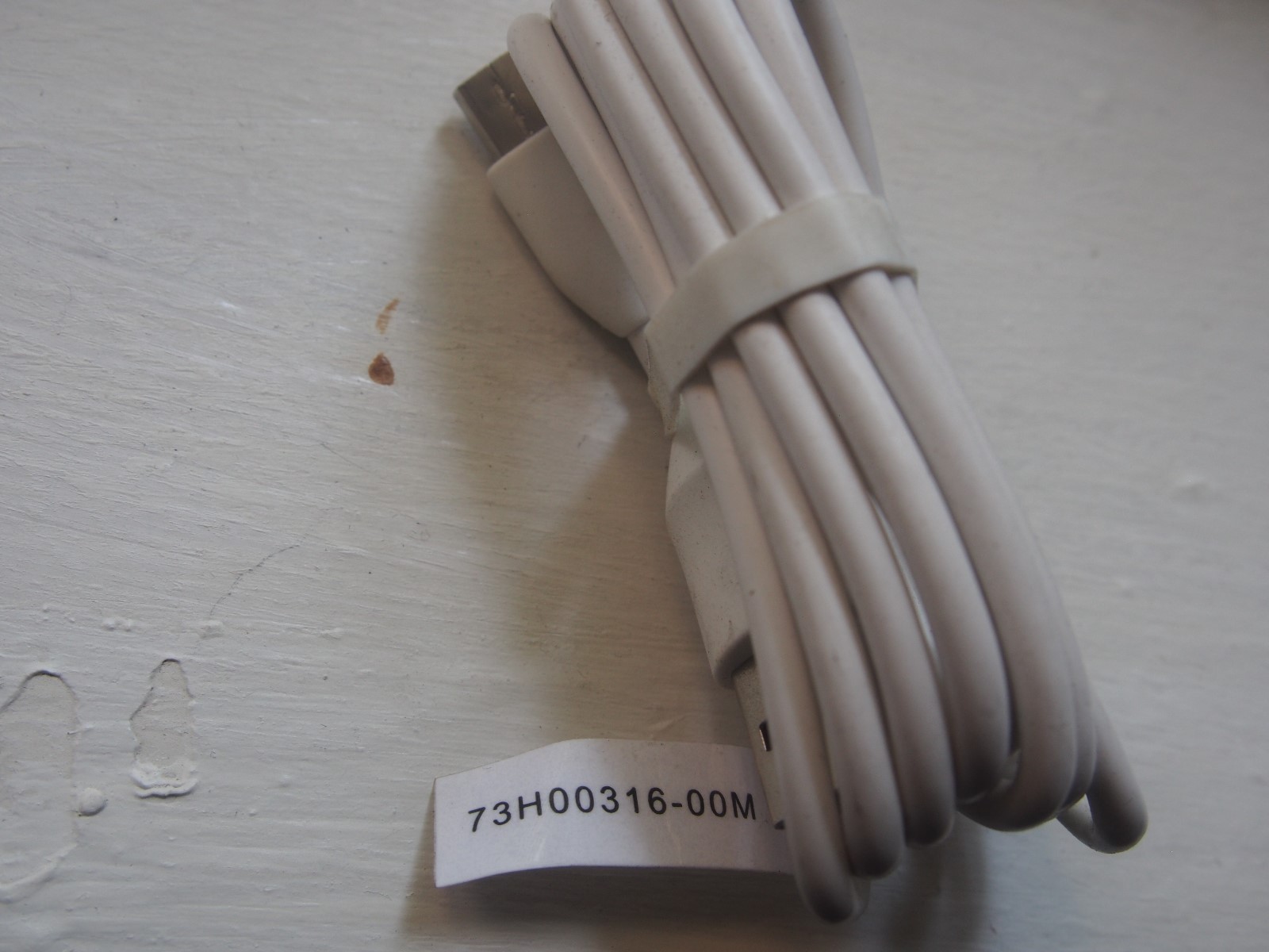 Original HTC T-Mobile myTouch 3G USB Cable (White) 73H00316-00M