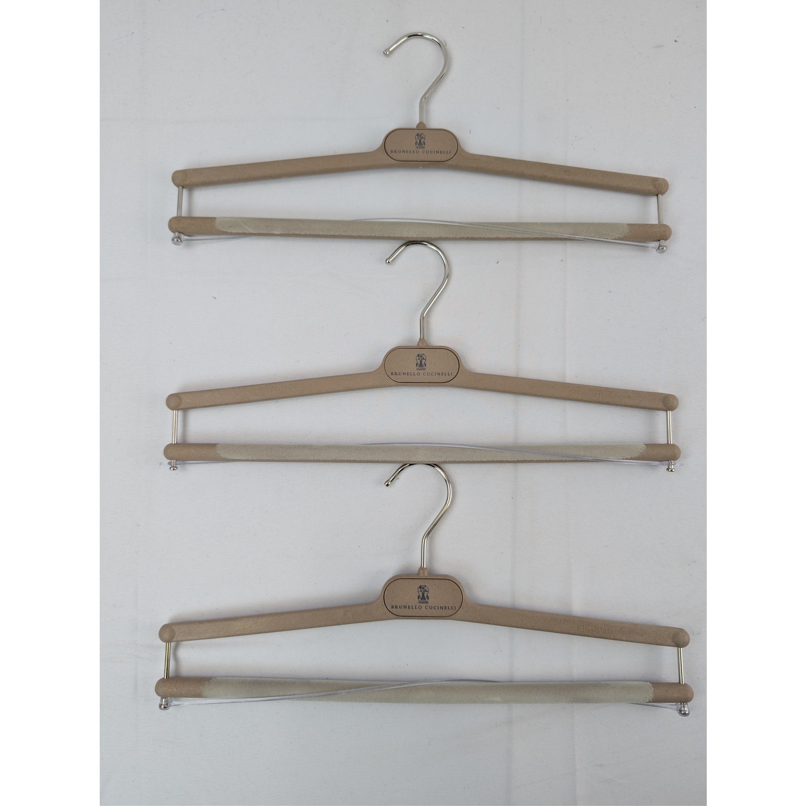 Brunello Cucinelli Size: OS/ Plastic Pants Hanger in Brown BNWT OS
