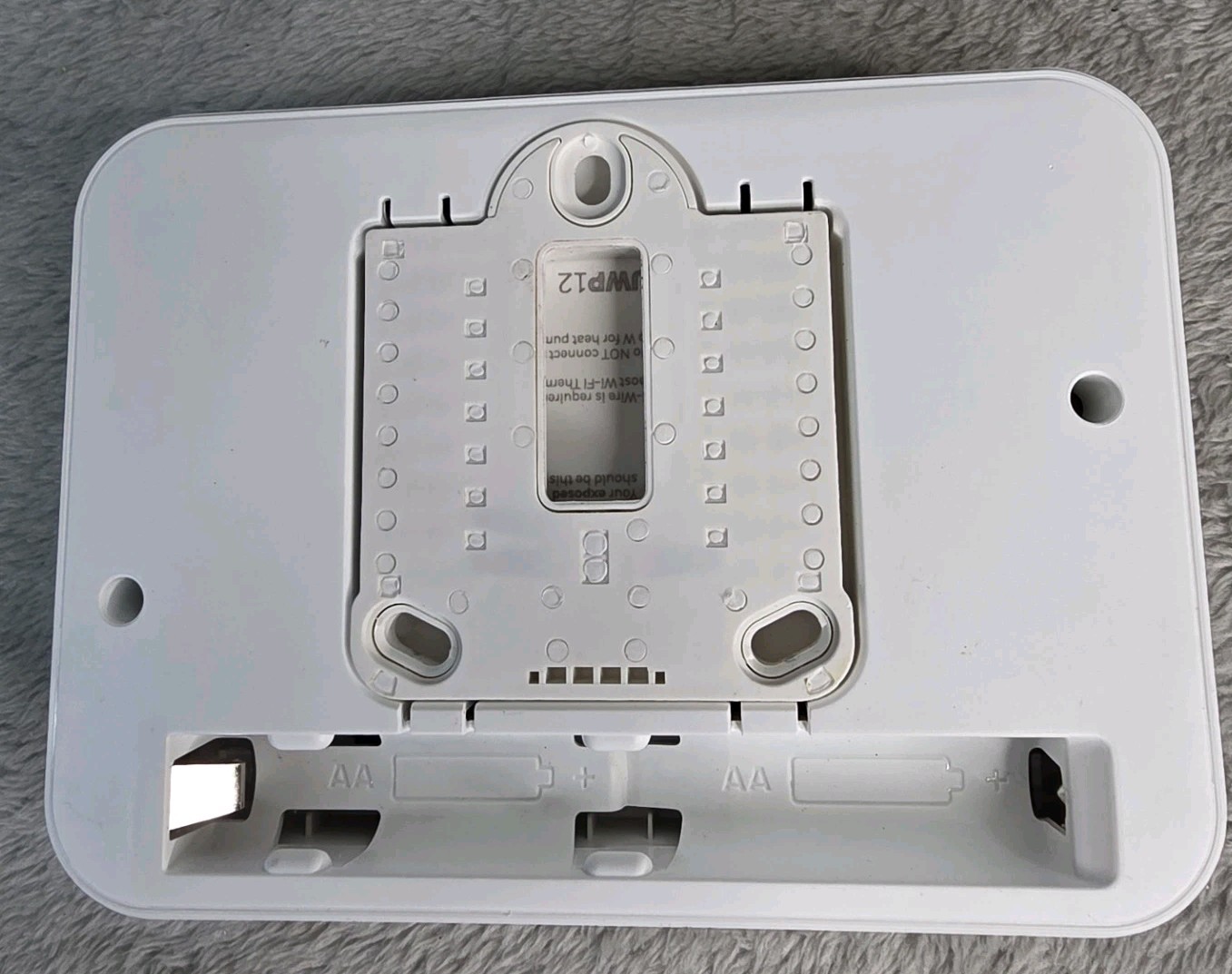 Honeywell Home RTH5160D1003 Non-Programmable Digital Thermostat Open Box