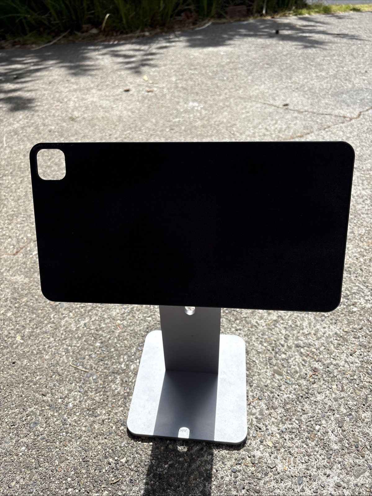 CharJenPro MagFlött Premium Magnetic iPad Stand (Model CJ070921) - Space Gray