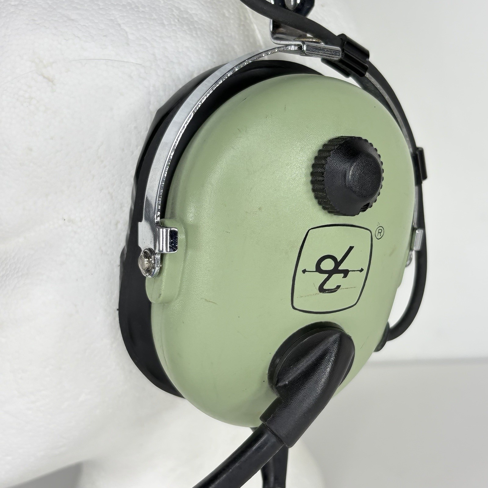 David Clark H10-13.4 Aviation Headset Missing Mic Cover