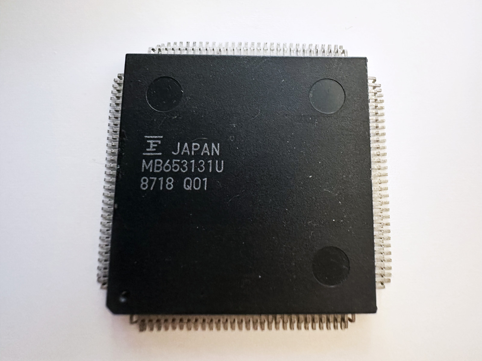 MB653131U Fujitsu IC Custom QFP-120