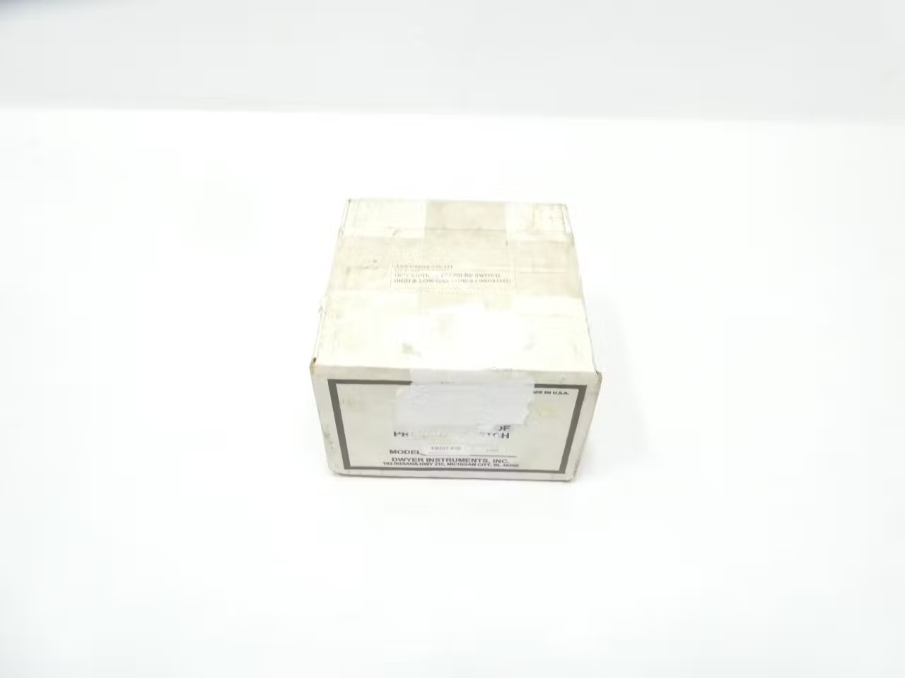 Dwyer 1950-P8 Explosion Proof Pressure Switch