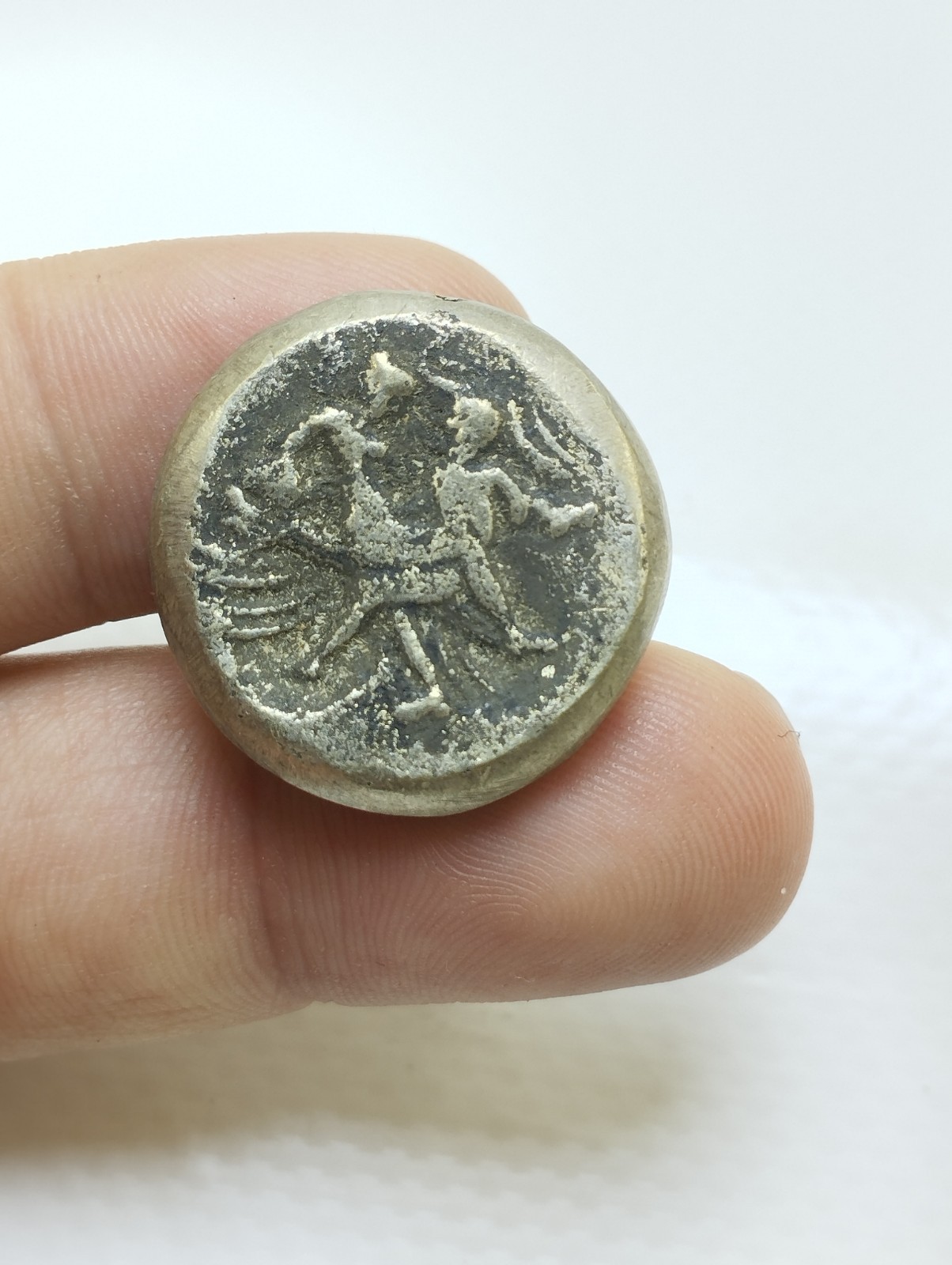 RARE ANCIENT ROMAN SPINTRIA BROTHEL ENTRY TOKEN LOVE COIN CALIGULA XII
