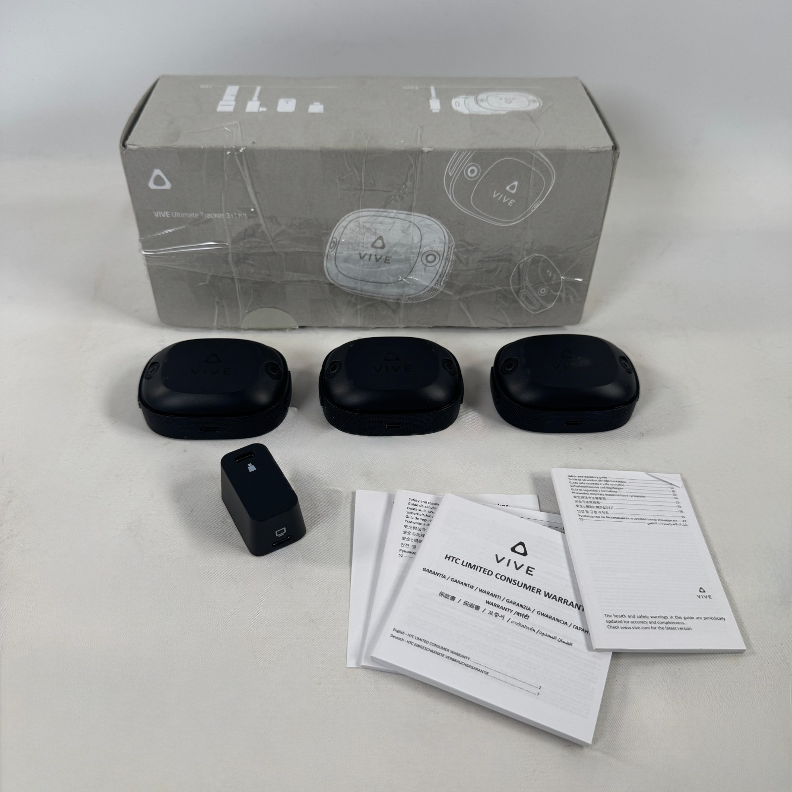 HTC Vive Ultimate Tracker 3+1 Kit - VR Full Body Tracking - NO straps