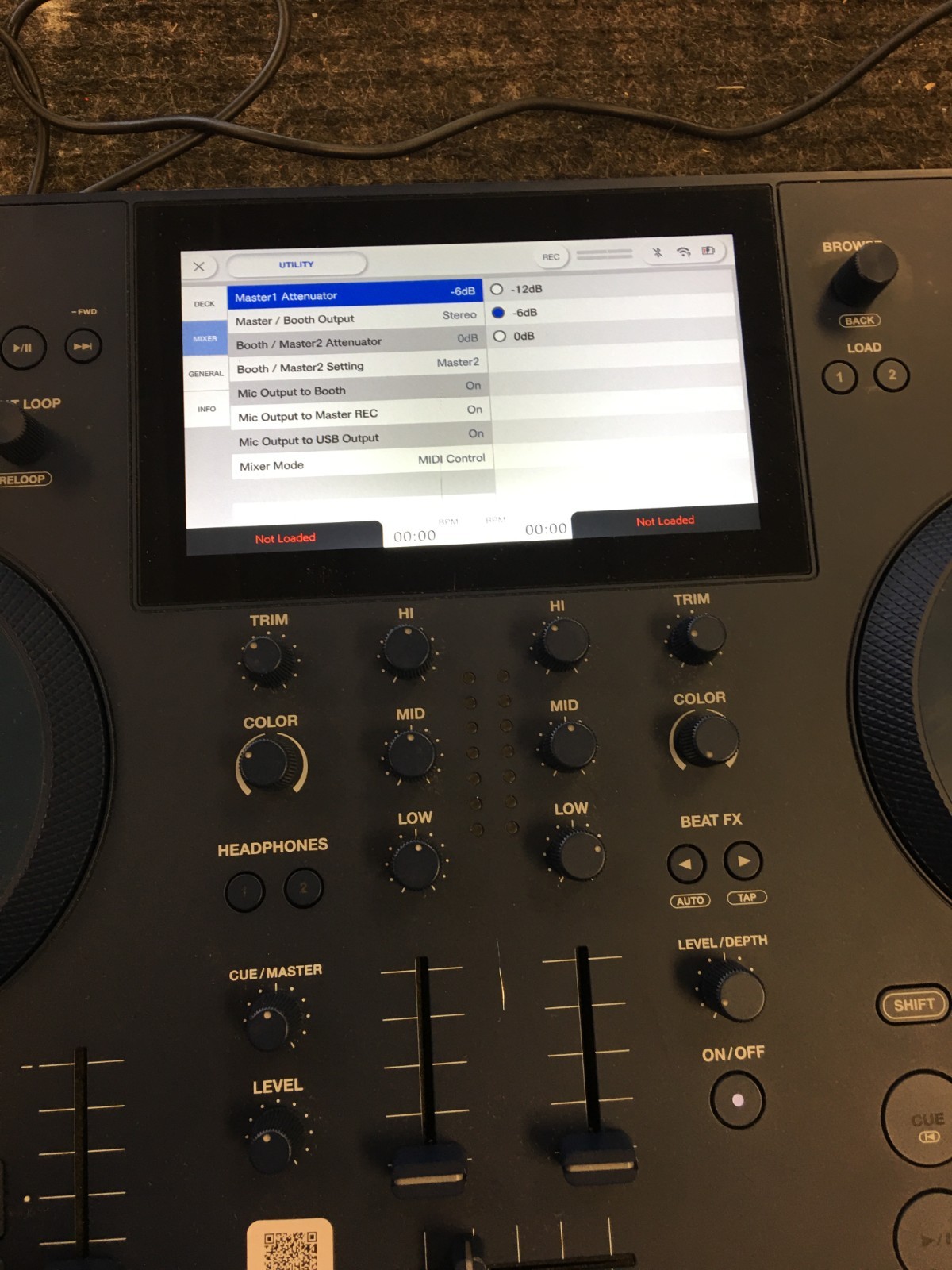 AlphaTheta OMNIS-DUO 2-Deck Battery Powered DJ Controller/Player w/Bluetooth