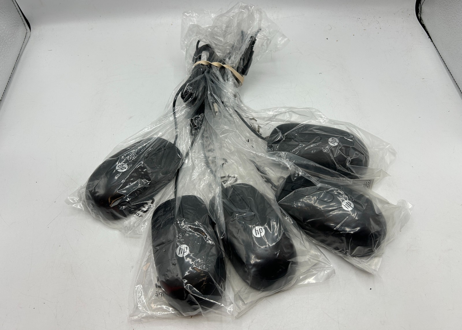 NEW LOT OF 5 Genuine HP USB Mouse Wired scroll Optical Mouse SM-2022  FREE S/H