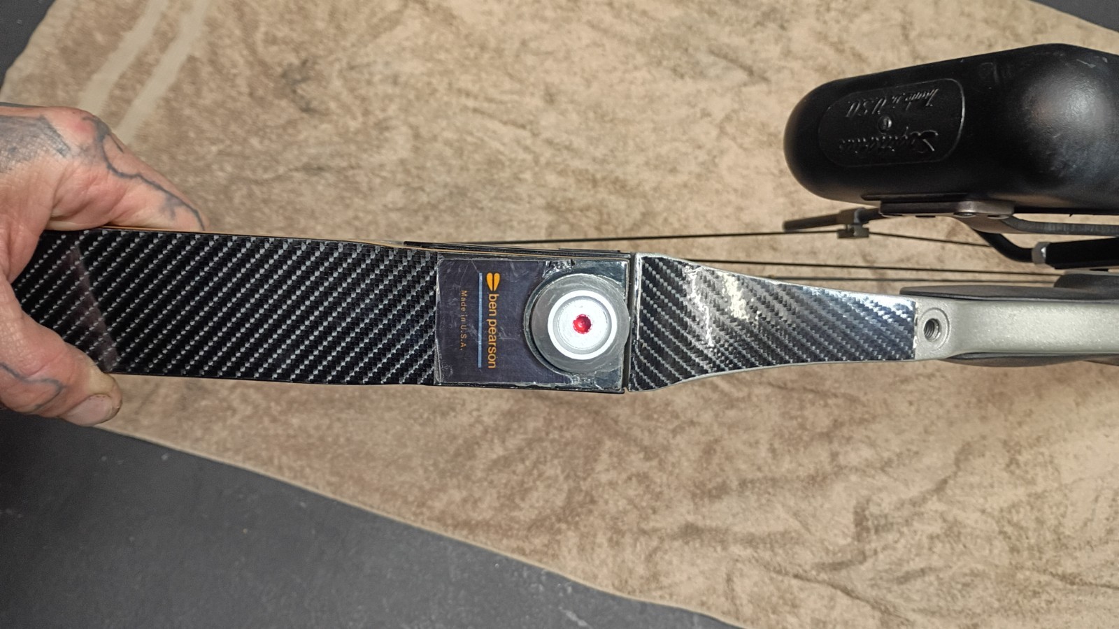 VINTAGE BEN PEARSON PRO SERIES MARK IV COMPOUND BOW ..NICE!