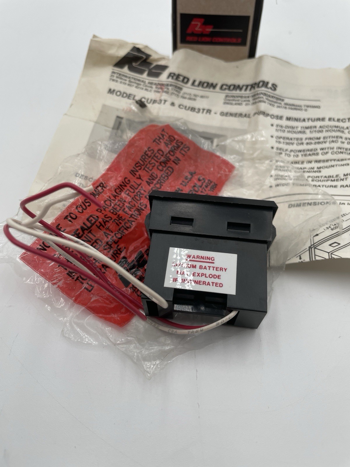 RED LION CONTROLS CUB3T010 SWITCH CONTACT HOUR METER