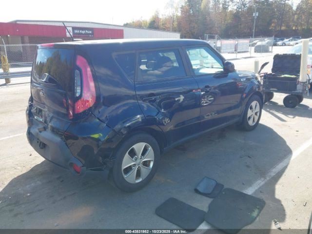 SOUL 2016 Glove Box 4915424