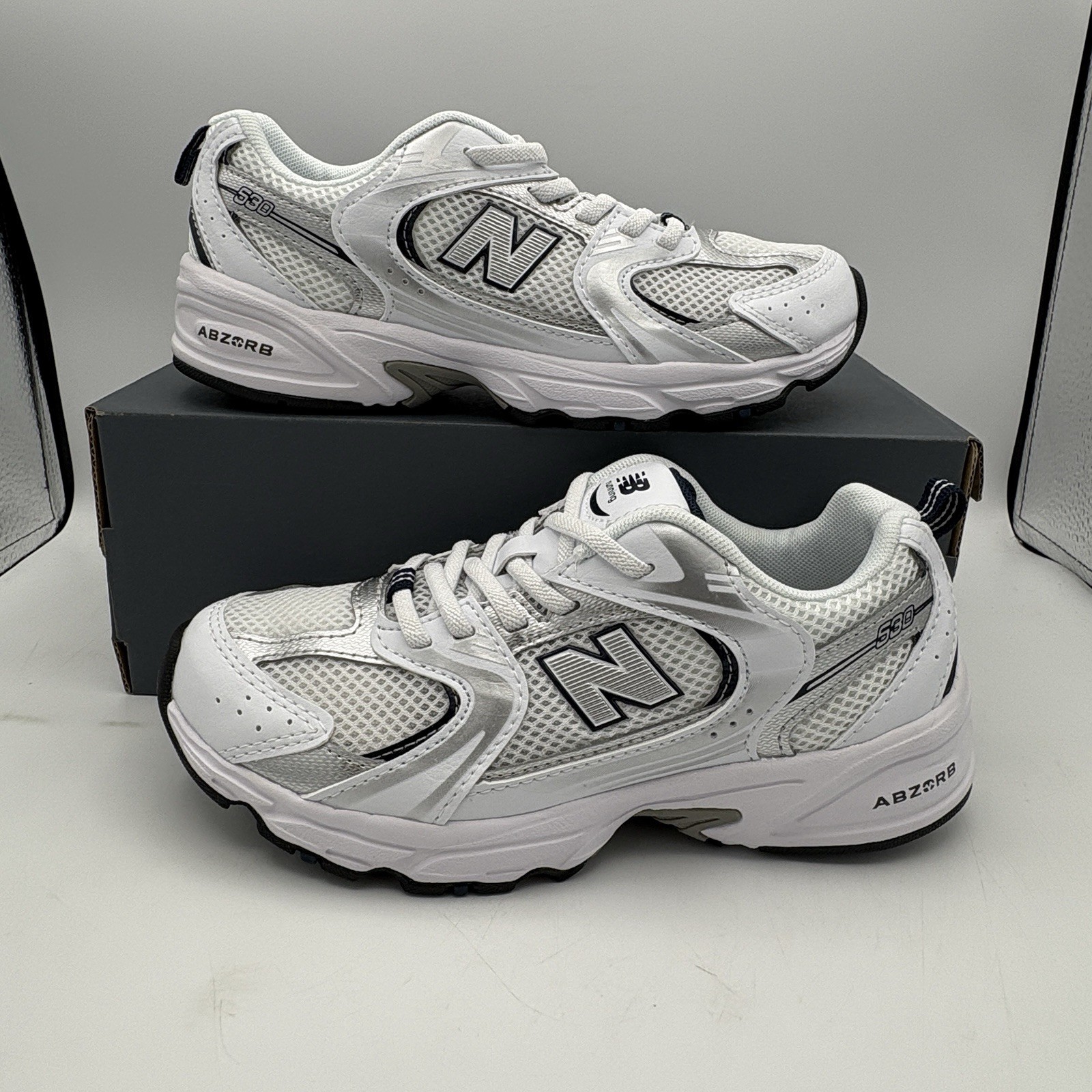 New Balance 530 Bungee Lace Unisex Kids Sneakers White Grey US 1.5Y