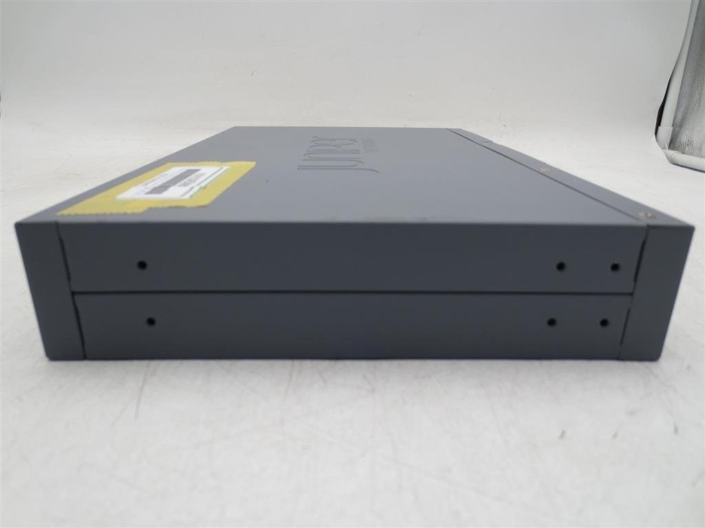 Juniper Networks SRX320 6-Port Firewall