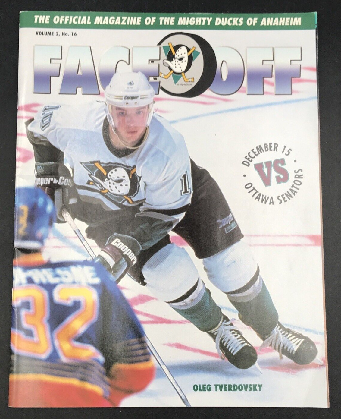 1995 Anaheim Mighty Ducks Program Magazine Oleg Tverdovsky Vol 2 #16 Face-Off