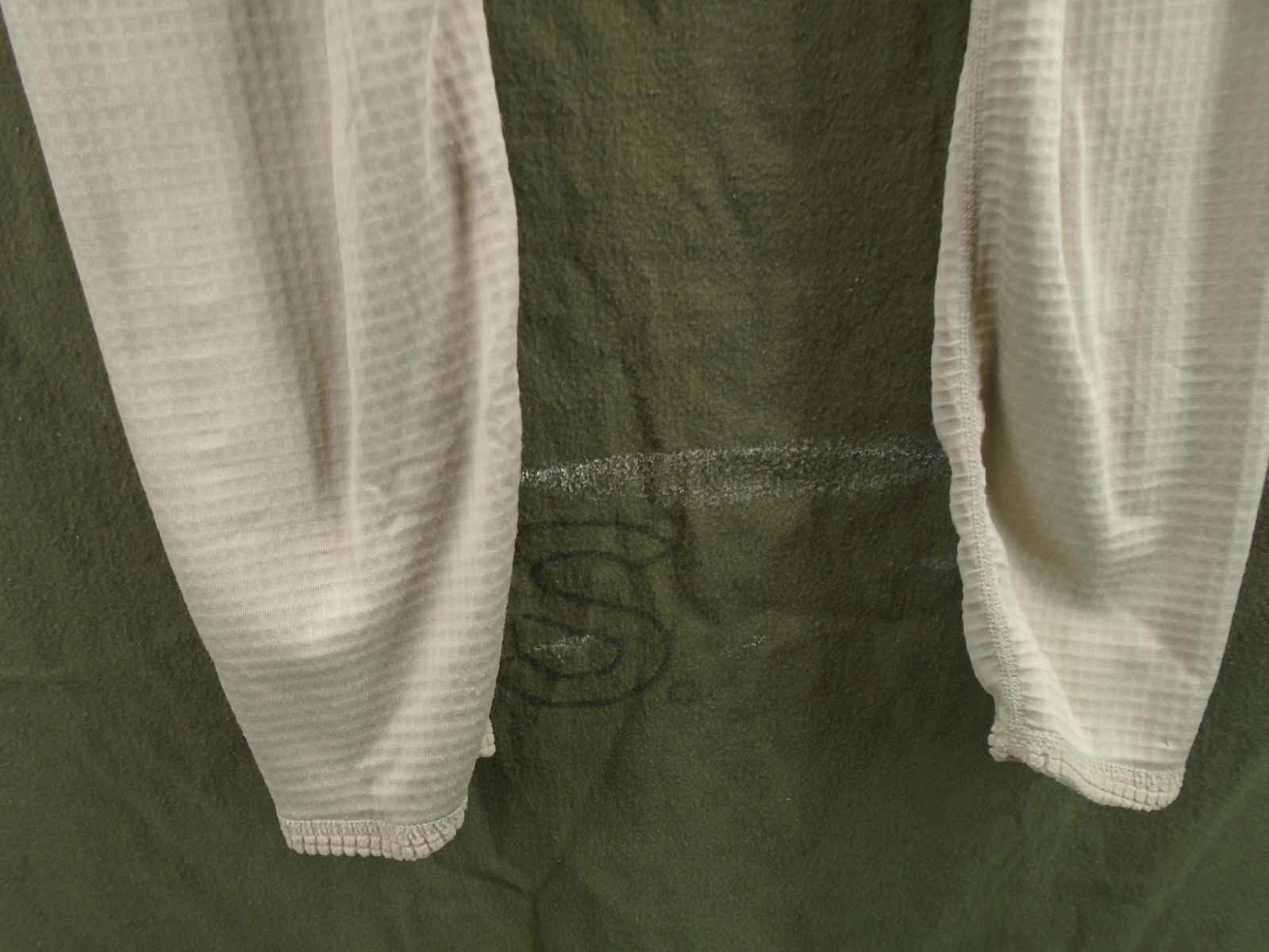 US Military Mid Weight Cold Weather Drawers Tan Waffle Grid Small Regular 242-P