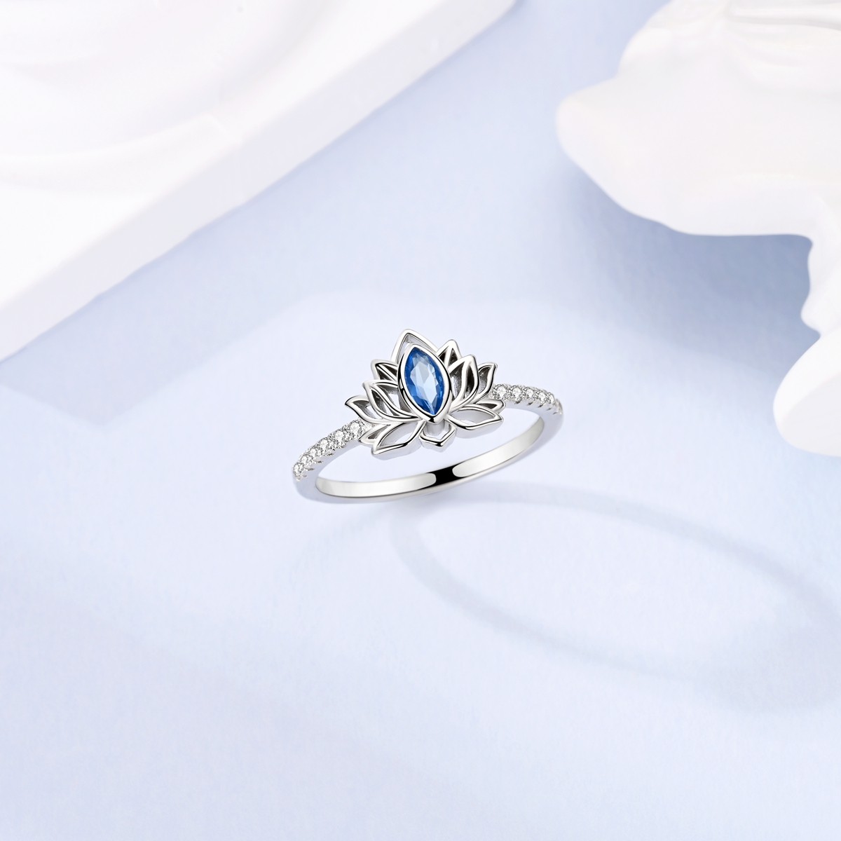 MULA European 925 Sterling Silver Finger Ring Sparkling Blue Lotus Women Jewelry