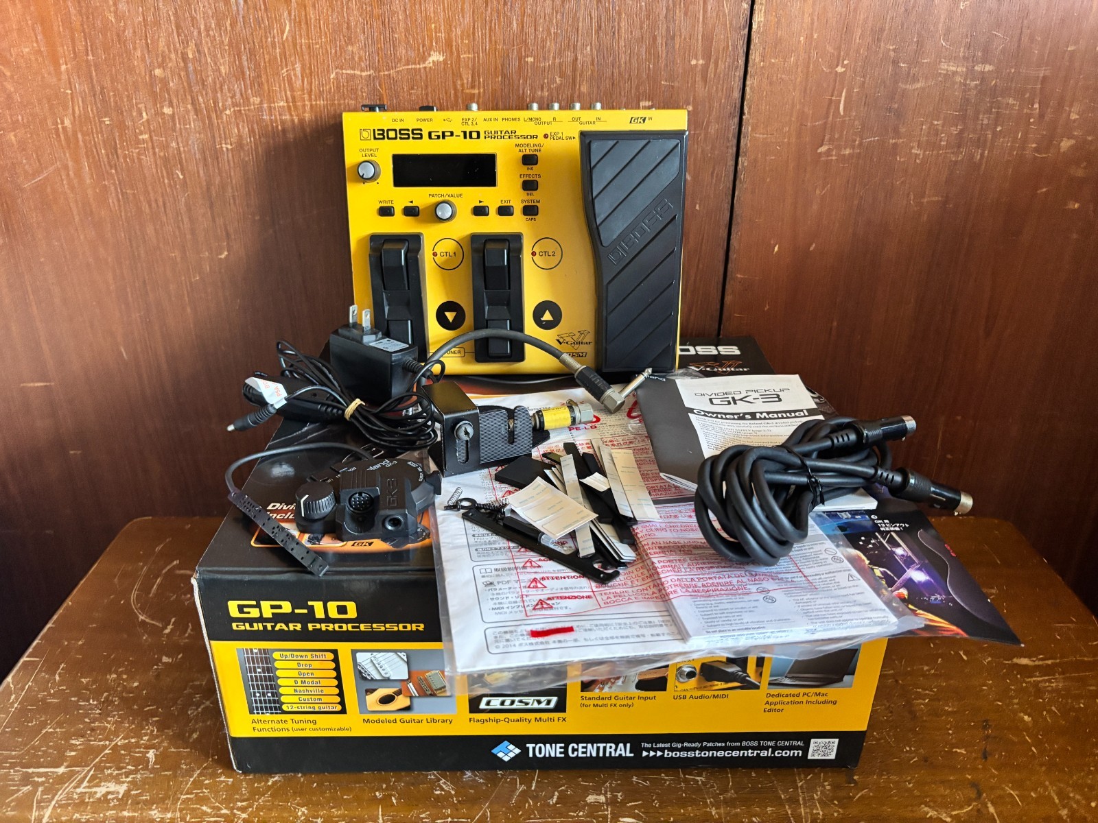 Boss GP-10 Guitar Processor w/ box GK-3 Pickup