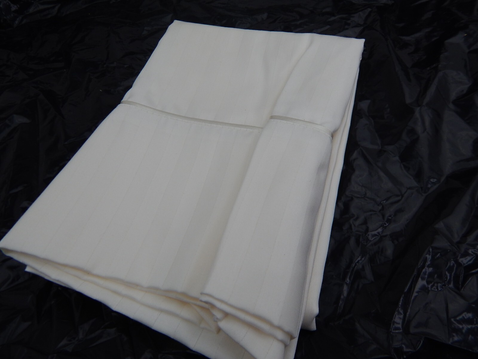 Set of 8 DreamFit Queen Pillowcases Cotton  31 x 19" Champagne Stripe
