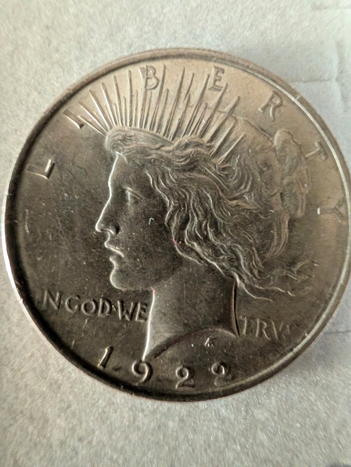 1922 Liberty Peace in god we "TRVST " One Dollar Silver Coin