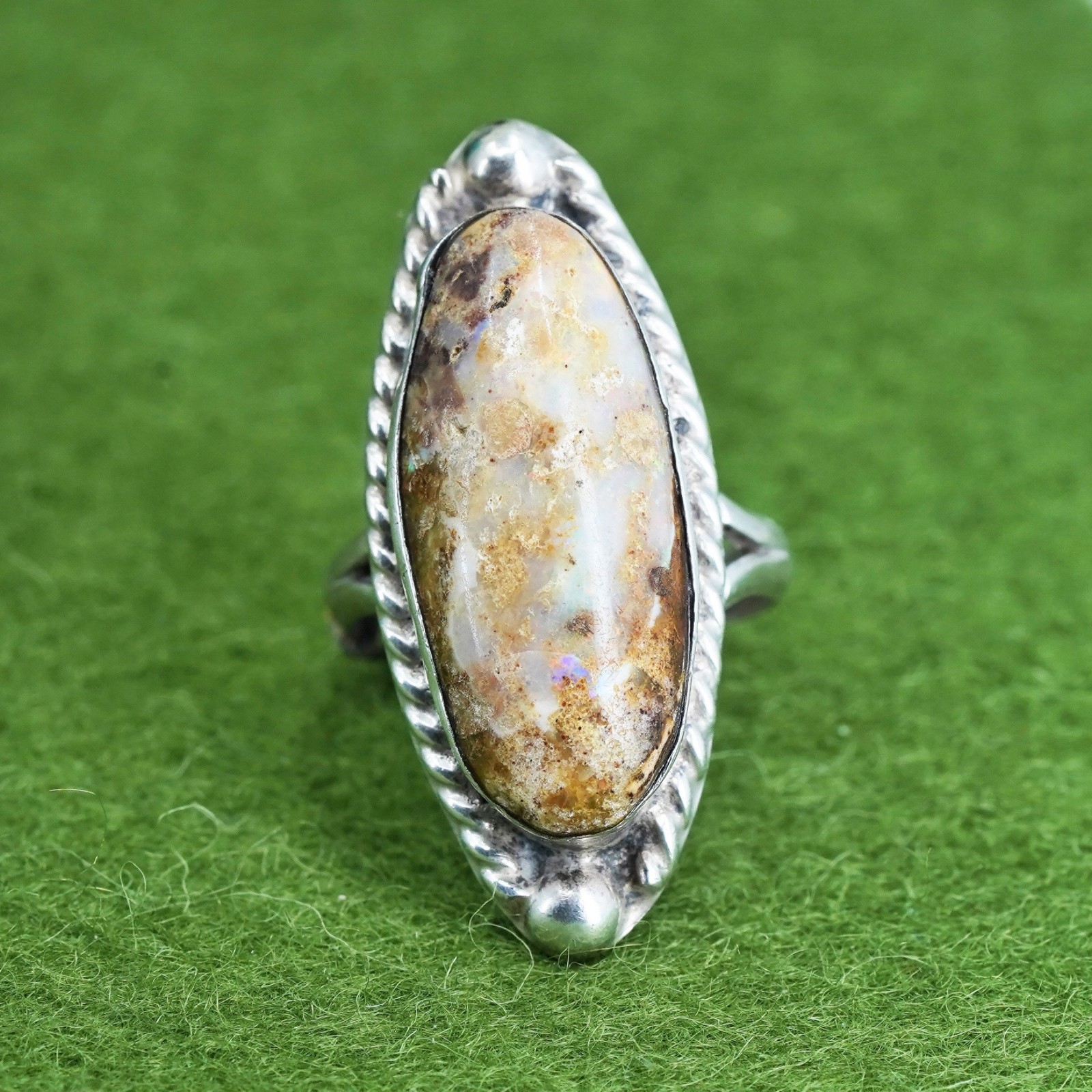 Size 4.25, VTG Southwestern sterling 925 silver handmade ring w/ orange agate
