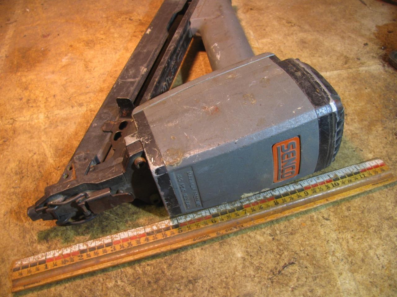 Senco 45 Degree Finish Nailer