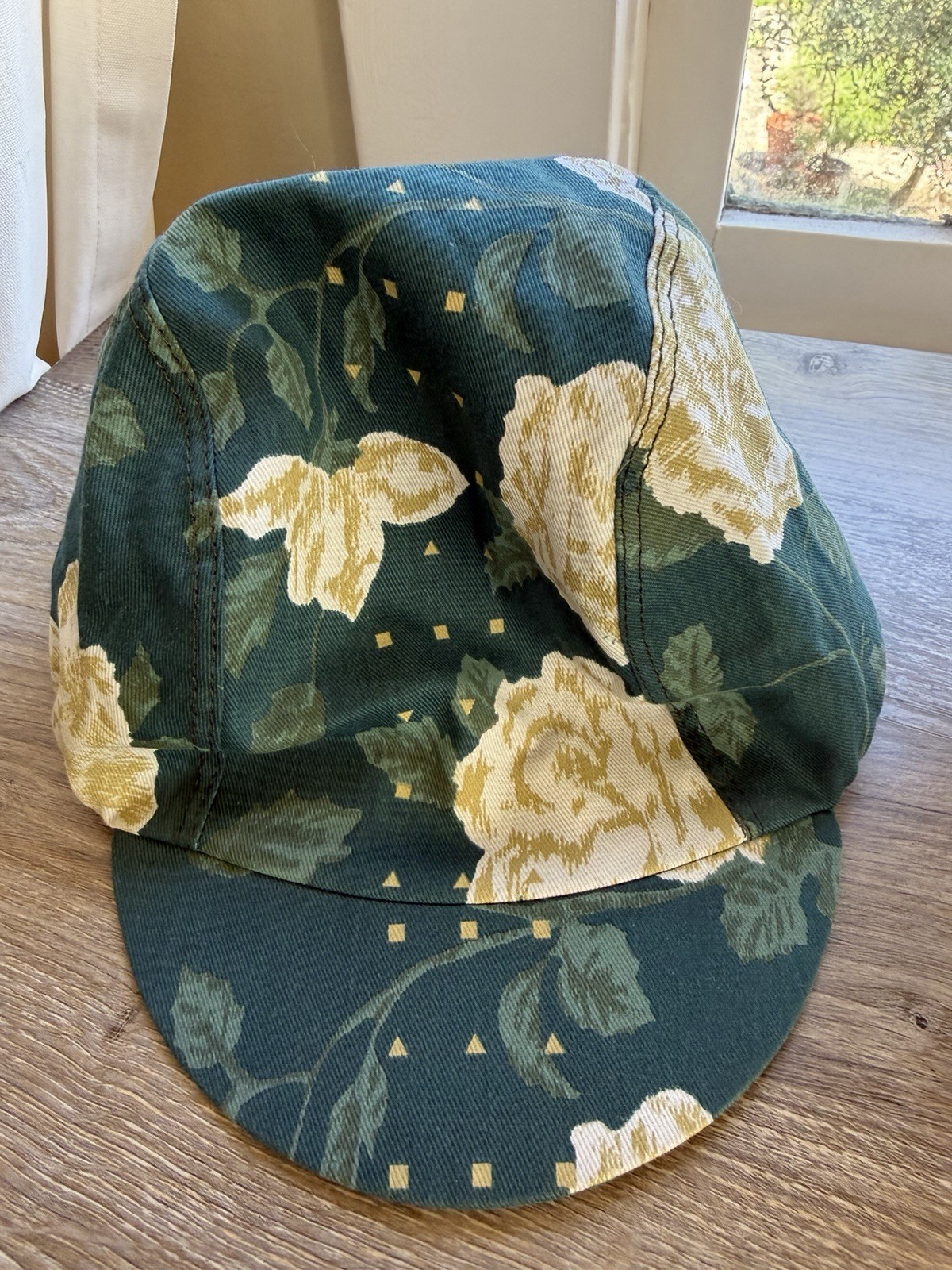 Machines for Freedom Women’s Green Floral Cycling Cap, Size M